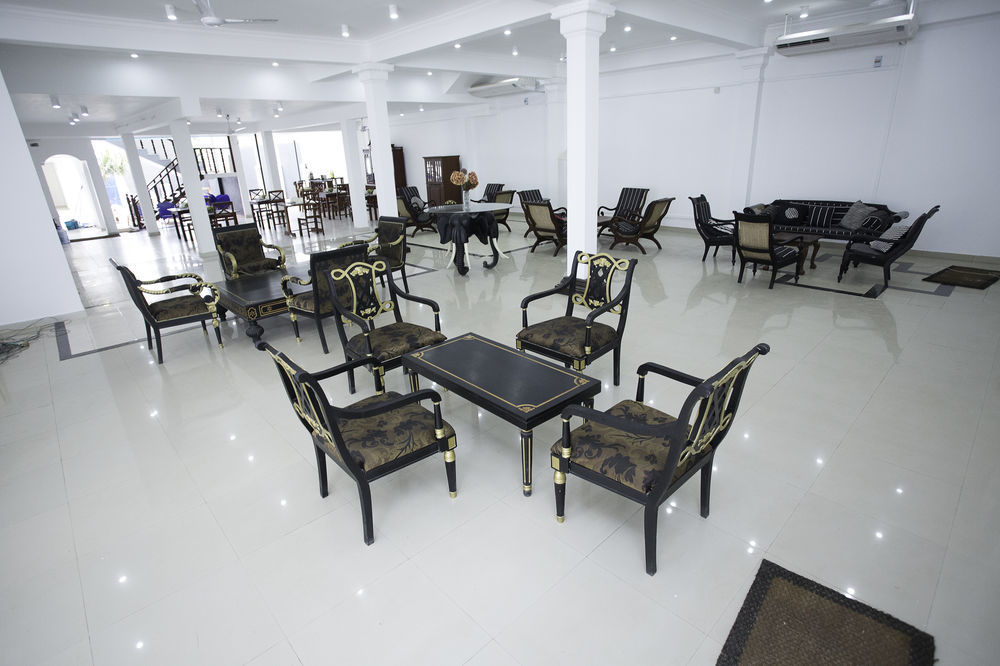 Sea Port Hotel Negombo Exterior photo