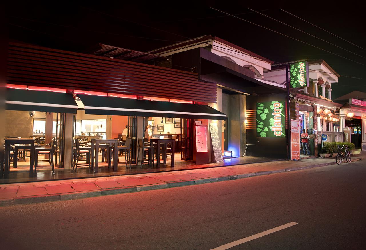 Sea Port Hotel Negombo Exterior photo